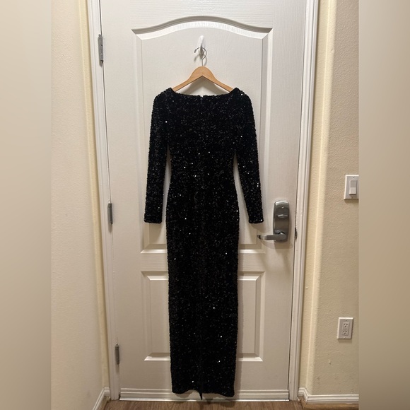 HELSI Jamie Square-Neck Sequin Velvet Column Gown in Black Size XS Preloved - Picture 5 of 8